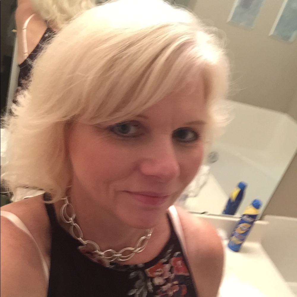 Meet your Posher, Joyce